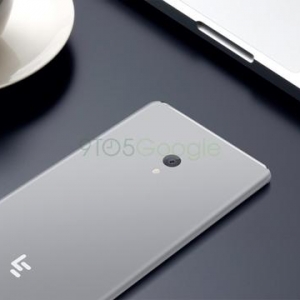 乐视新机渲染图曝光 又一款国产曲面屏电话