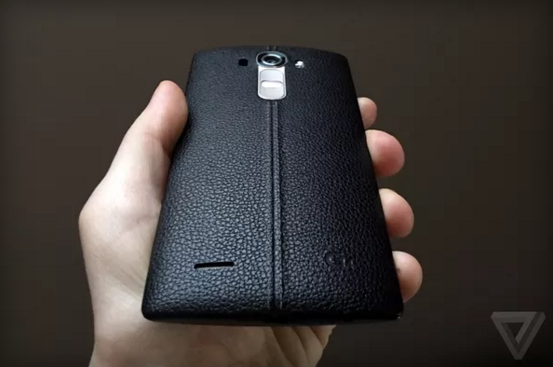 为什么厂商一直做无利可图的Android电话？